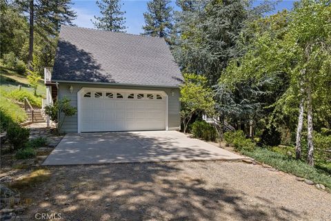 A home in Mariposa