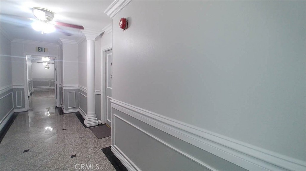1730 North Gramercy Place 202