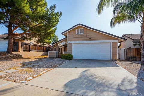 A home in Lake Elsinore