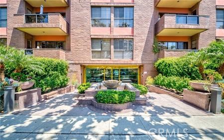 Properties 2 234 S Gale Drive 308