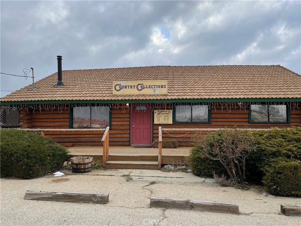 21069 Woodford Tehachapi Rd