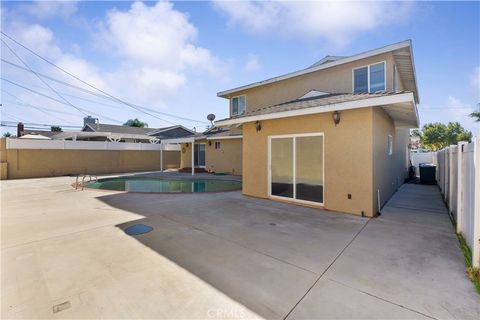 A home in La Mirada