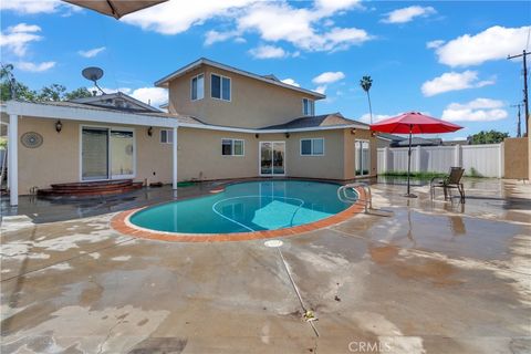 A home in La Mirada