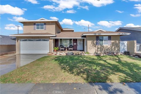 A home in La Mirada