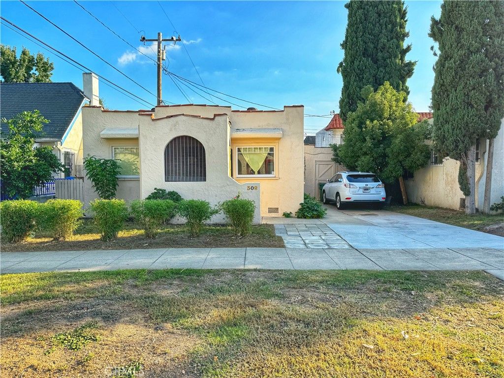 listing image 130722377482840167041