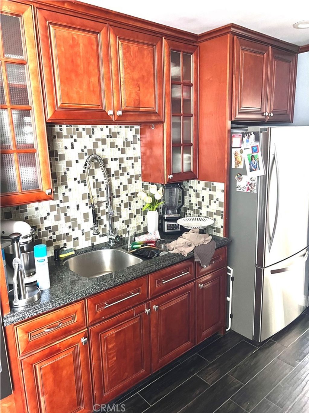 listing image 130720282475367742790