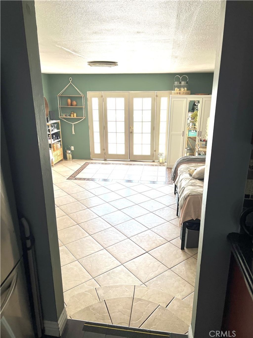listing image 130724652092611188157