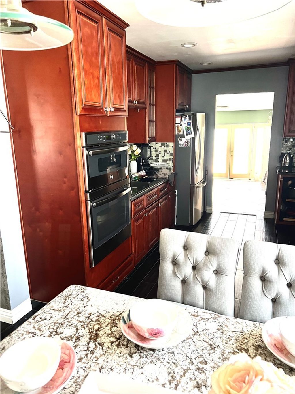 listing image 130728624133952556519