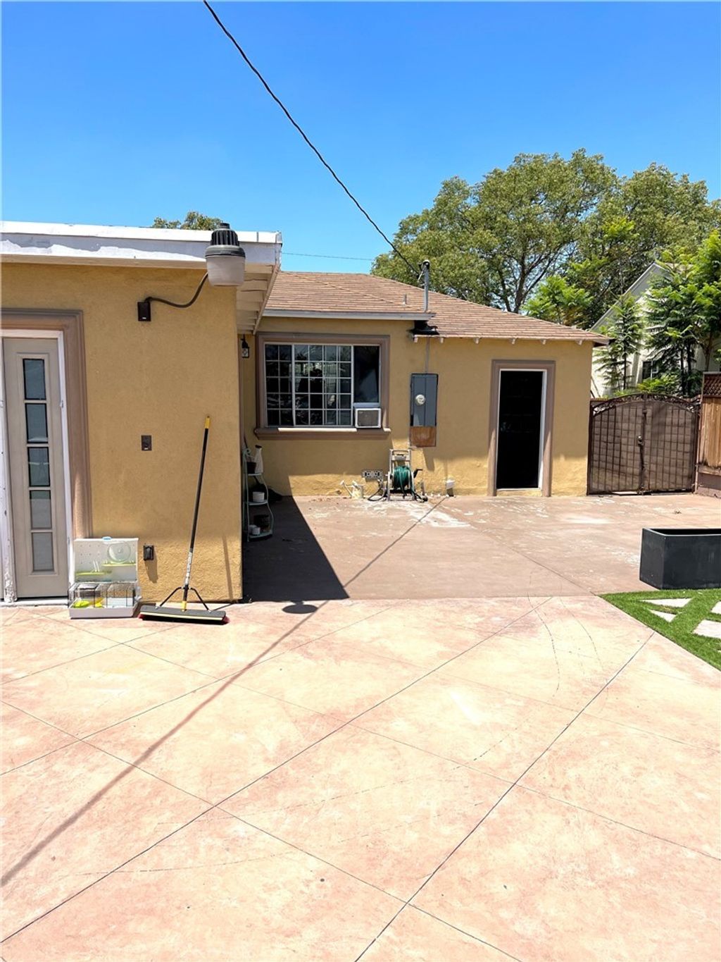 listing image 130728629520414653781