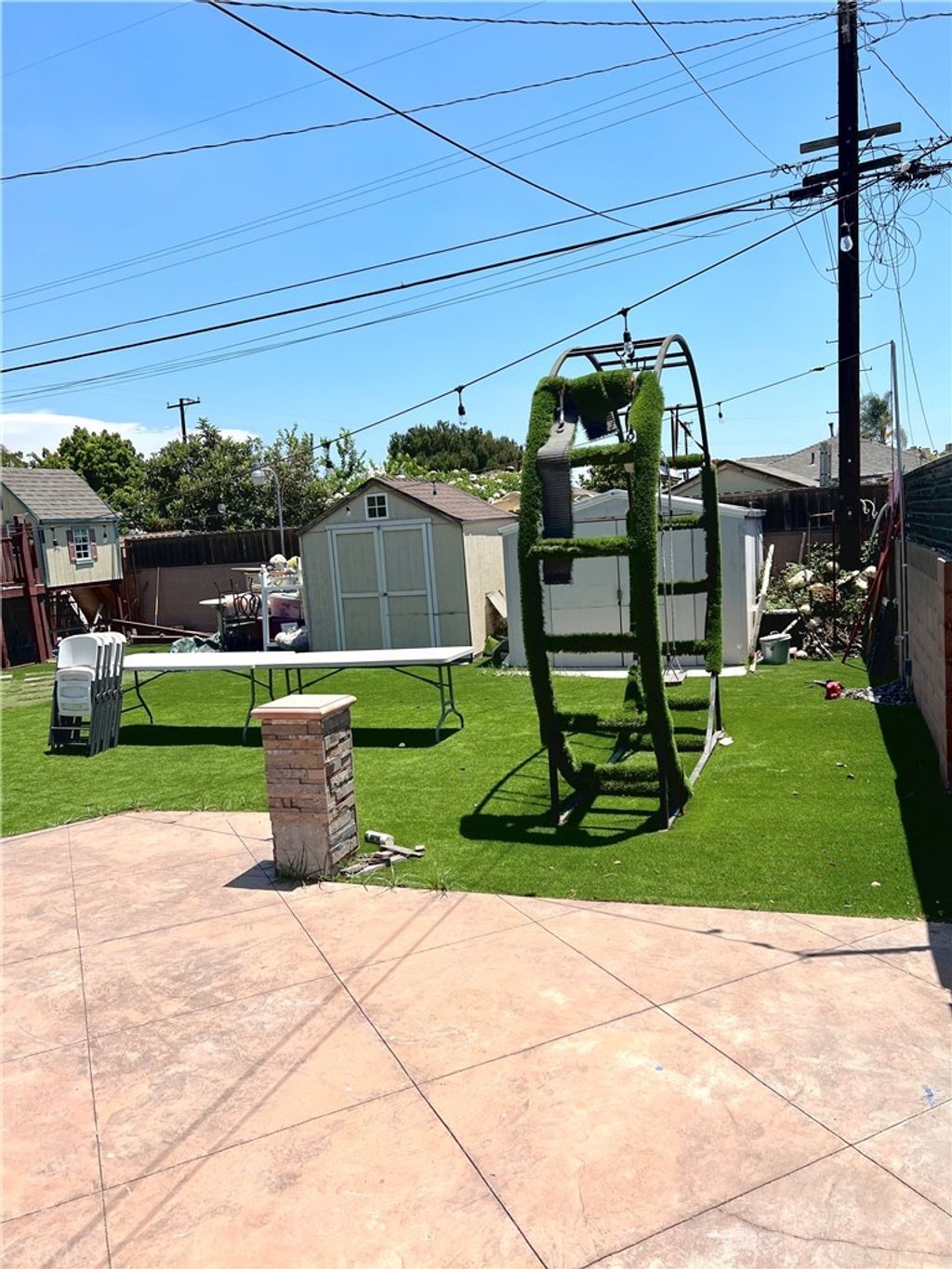 listing image 130727497167410635868