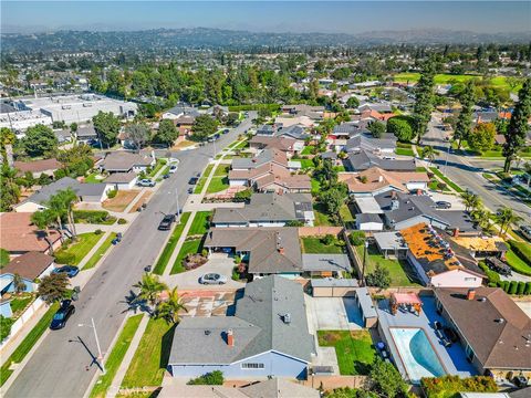 A home in La Mirada