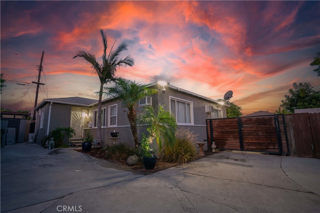 View Sylmar, CA 91342 house
