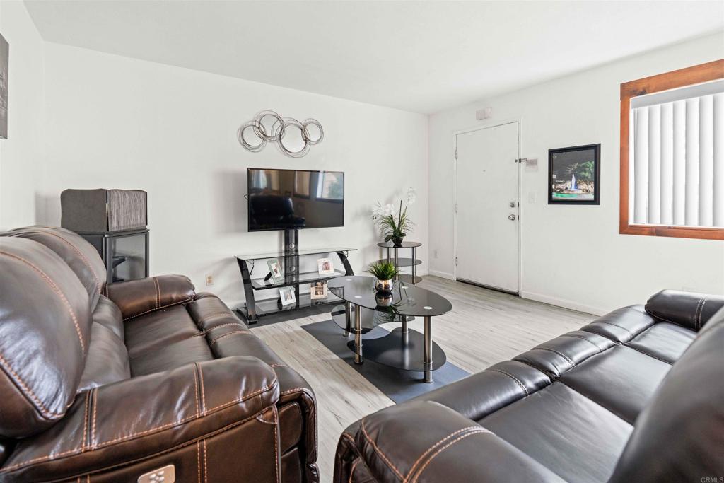 Photo 7 of 36 of 1274 Holly Avenue condo