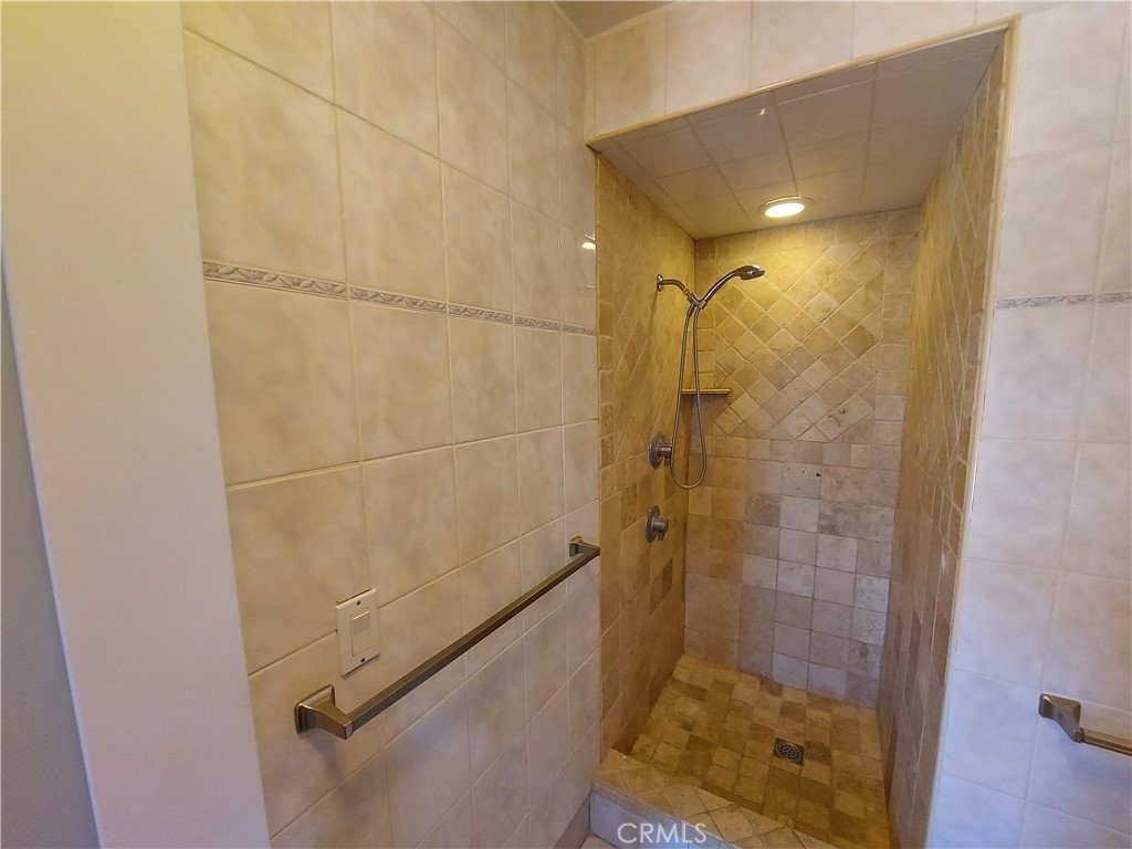 Mesa Verde North (MST1) - Residential Lease