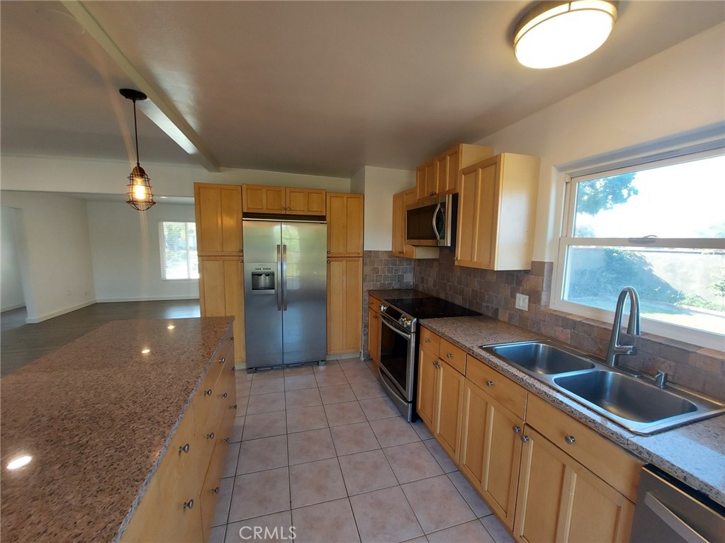 Mesa Verde North (MST1) - Residential Lease