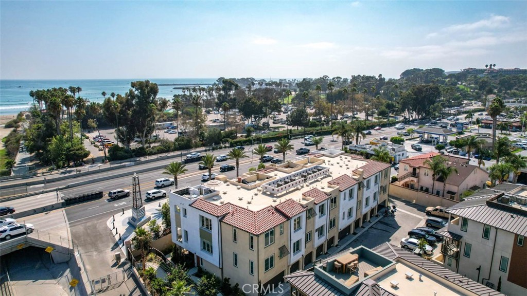 1529 Doheny Way