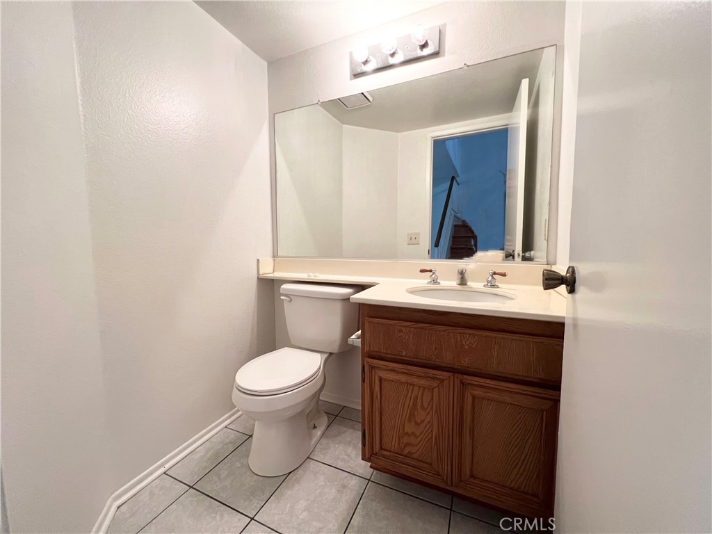 Photo 7 of 15 of 826 California Privado townhome