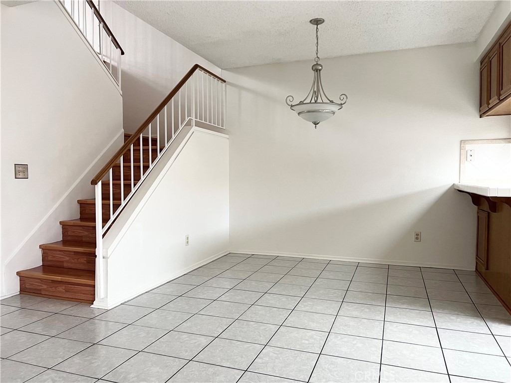 Photo 4 of 15 of 826 California Privado townhome