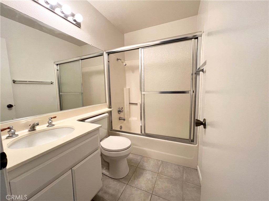 Photo 11 of 15 of 826 California Privado townhome