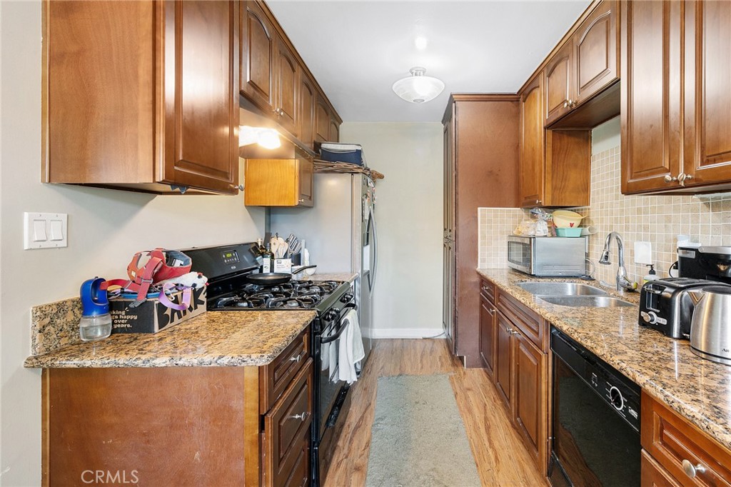 Eastside (ES) - Residential Income