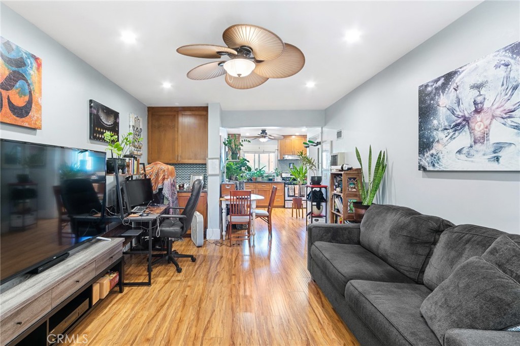 Eastside (ES) - Residential Income