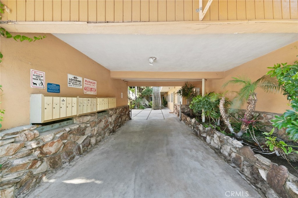 Eastside (ES) - Residential Income