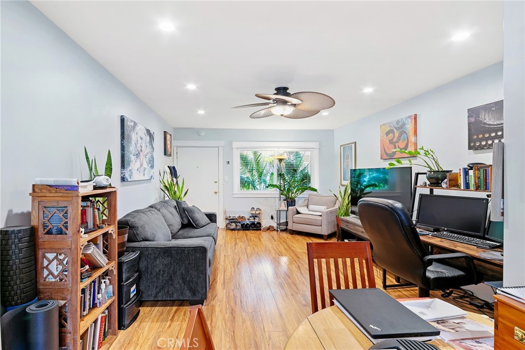 Eastside (ES) - Residential Income