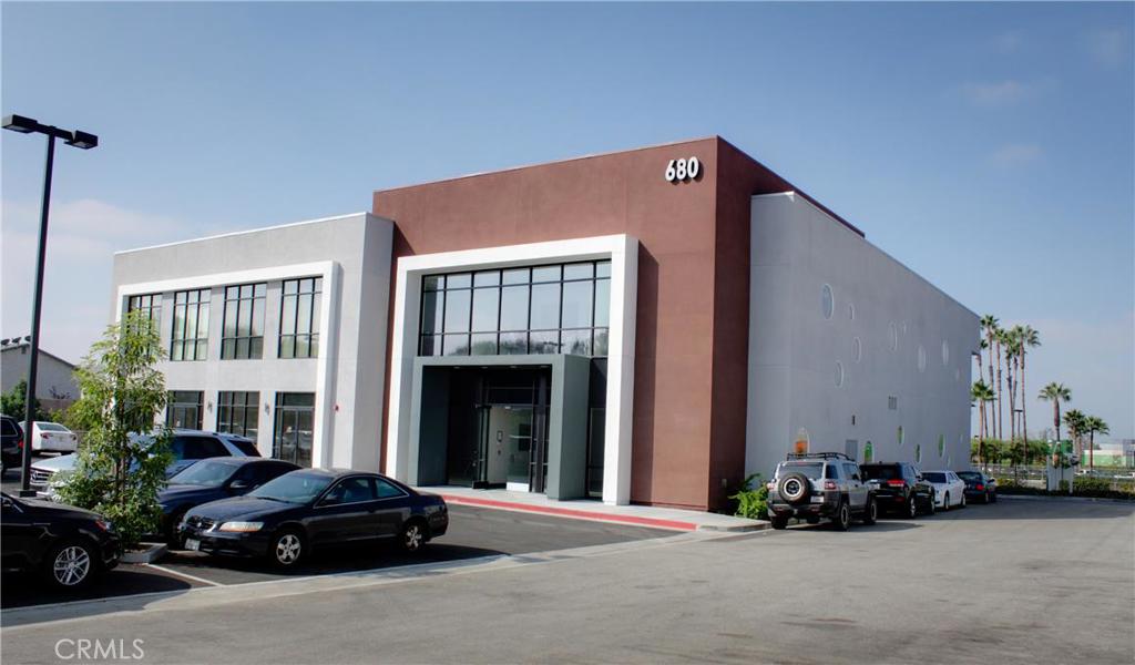 Brand new 11 unit office condo building near the City of Walnut. Investment opportunity to purchase a commercial condo unit. Unit already has upgraded TI. Tenant lease is until end of 2016.
Building is located at the northeast corner of Washington St. and Brea Canyon Rd with easy access to freeways 60 & 57.