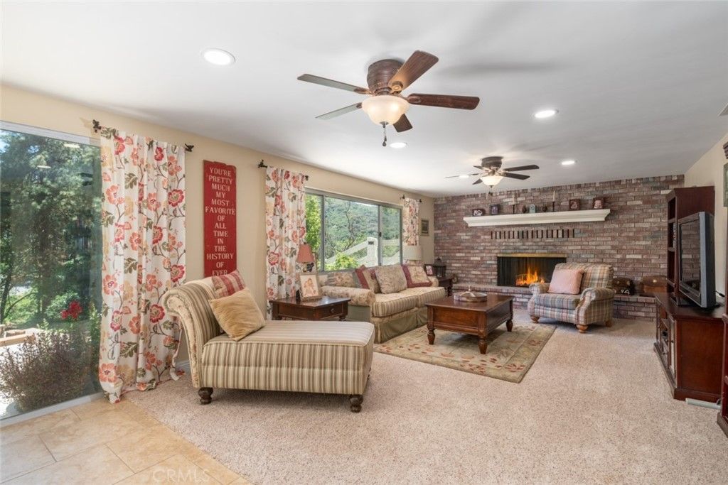 listing image 130726146234068928847