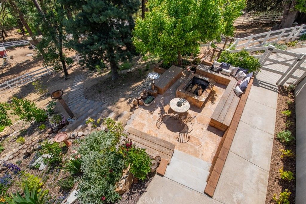 listing image 130723643180378568594