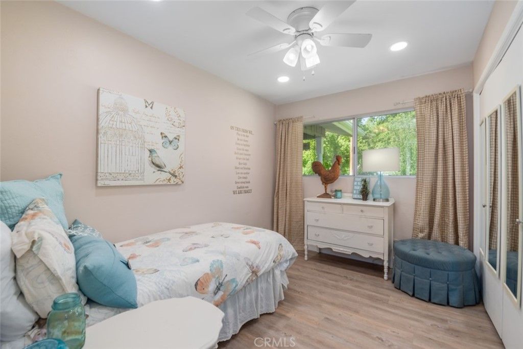 listing image 130723974068990268578