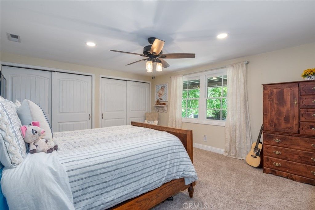 listing image 130720882771081329013
