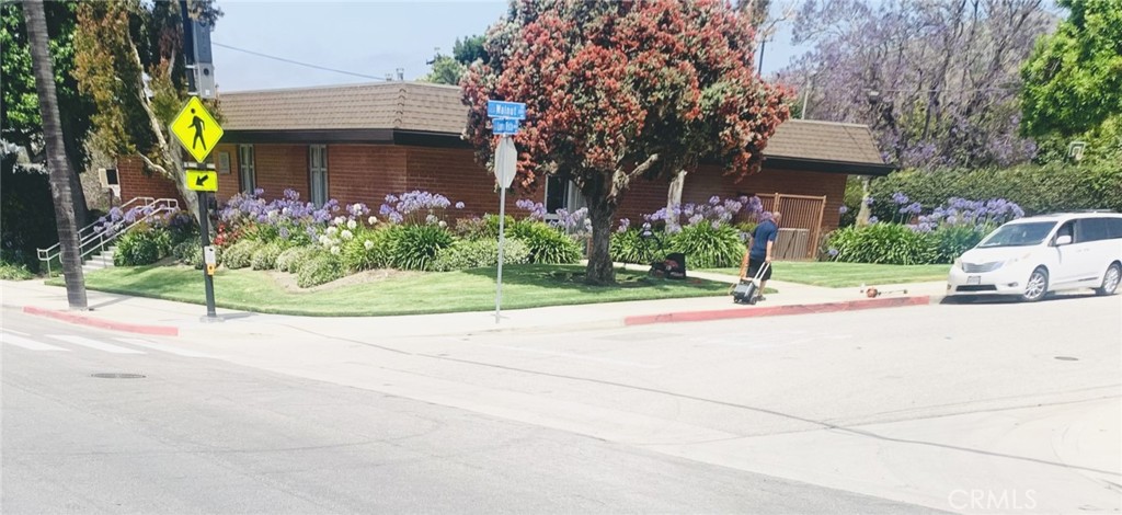 4797 Loma Vista Road