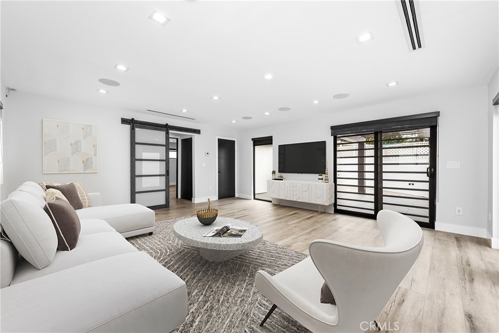 23363 LAKE MANOR Drive