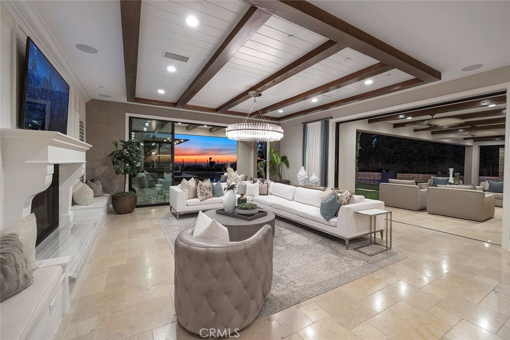 ,Alta Vista - Residential