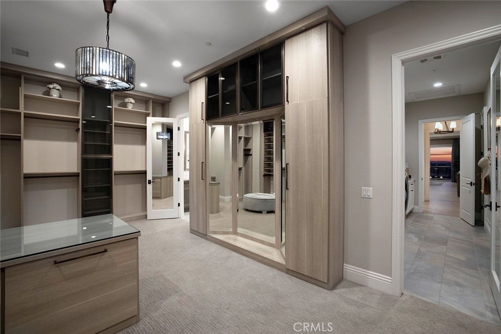 ,Alta Vista - Residential