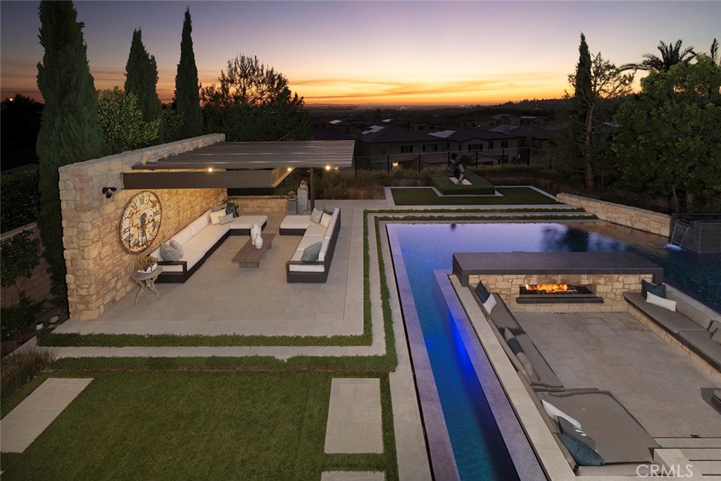 ,Alta Vista - Residential