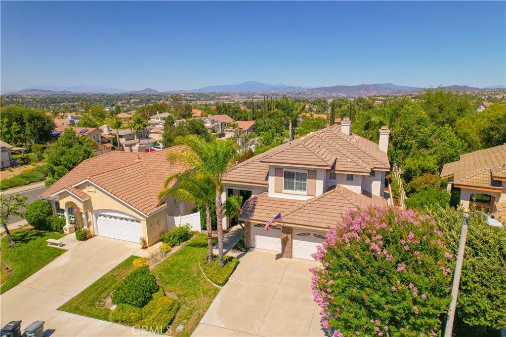 listing image 130729428713254359185