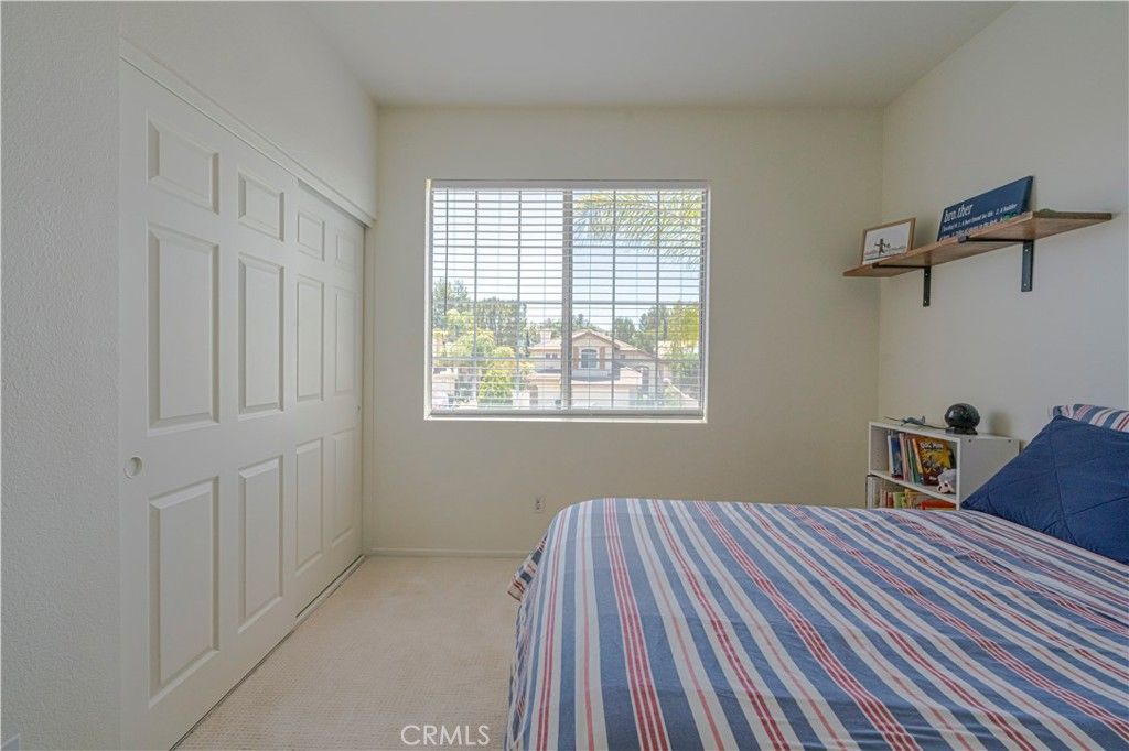 listing image 130720903441283311222