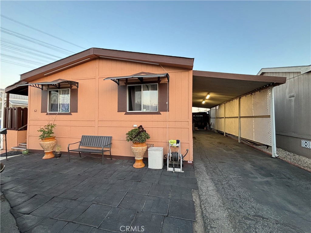 View Paramount, CA 90723 mobile home