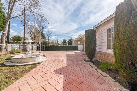 A home in San Fernando