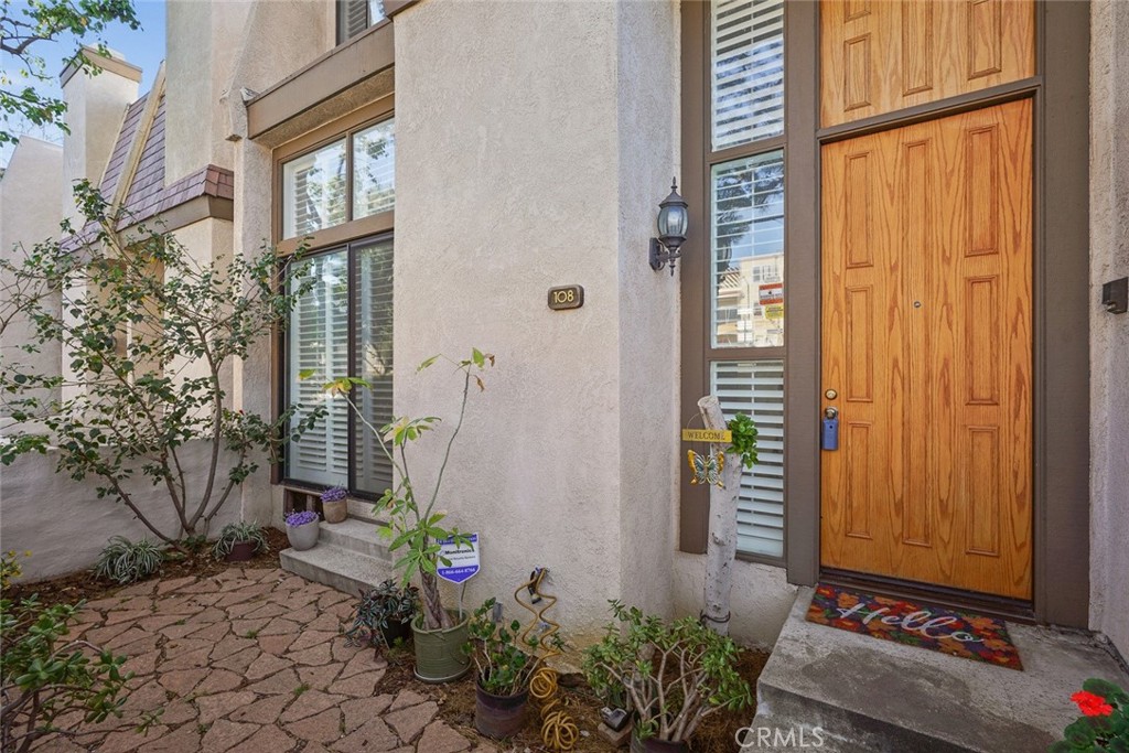 Tranquil Living in the Heart of Northridge!
Discover comfort and serenity in this beautifully maintained 2-bedroom, 2.5-bathroom townhome-feel home located at 9000 Vanalden Avenue, Unit 108, Northridge, CA. Boasting 1,458 square feet of living space, this home is nestled in the exclusive and picturesque Northbrooke community, where mature trees, flowing streams, and charming bridges create a peaceful retreat.
Interior Highlights
Bright & Spacious Kitchen – Stainless steel appliances and an inviting eat-in area, perfect for enjoying morning coffee with distant mountain views.
Formal Dining with Wet Bar – An excellent space for entertaining family and friends.
Private Patio – A serene outdoor setting to relax and enjoy the tranquil surroundings.
Generously Sized Bedrooms – Two spacious upstairs bedrooms, including a well-appointed primary suite.
Powder Room on Main Level – Conveniently located near the kitchen and dining areas.
Additional Features
Central Air Conditioning – Stay cool and comfortable year-round.
In-Unit Washer/Dryer – Located in the attached 2-car garage for ultimate convenience.
Quiet Location Within the Complex – Ensuring a peaceful and private living experience.
Resort-Style Community Amenities
Swimming Pool & Multiple Spas – Perfect for unwinding on warm days.
Tennis Courts – For those who love an active lifestyle.
24-Hour Security Patrol – Providing peace of mind.
HOA Perks – Covers earthquake insurance, water, and sewer, ensuring a hassle-free lifestyle.
Prime Northridge Location
Enjoy easy access to shopping, Northridge Mall, local restaurants, public transportation, a nearby hospital, and CSUN, making this home not only a peaceful sanctuary but also a convenient and vibrant place to live.
Don’t miss this opportunity to own a beautiful home in one of Northridge’s most sought-after communities. Schedule your private tour today! Check out the 3D Walkthrough: my.matterport.com/show/?m=6cXZNyFLhDz&title=0&brand=0