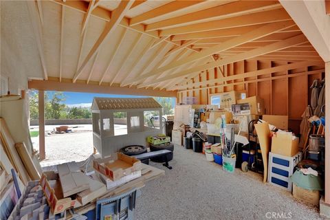 A home in Agua Dulce