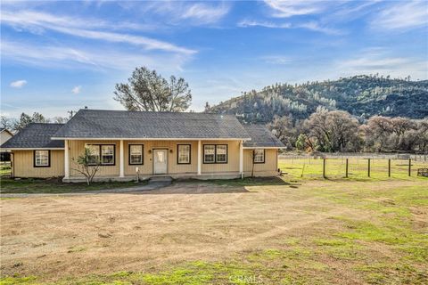 A home in Clearlake Oaks