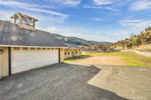 A home in Clearlake Oaks