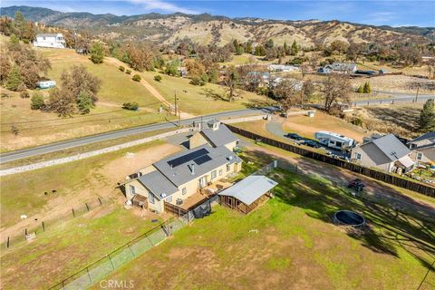 A home in Clearlake Oaks