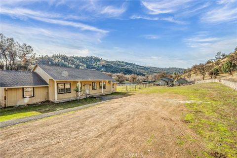 A home in Clearlake Oaks