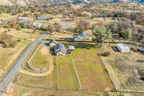 A home in Clearlake Oaks