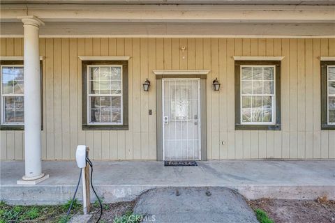 A home in Clearlake Oaks