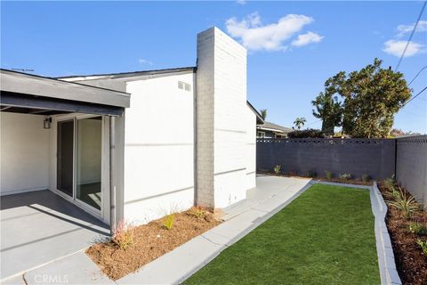 A home in La Mirada